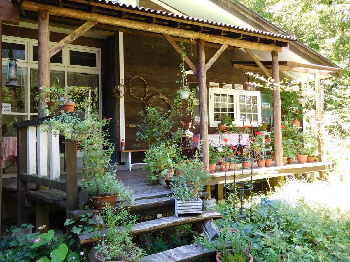 Country Lodge Farmstay Хакуба Екстериор снимка
